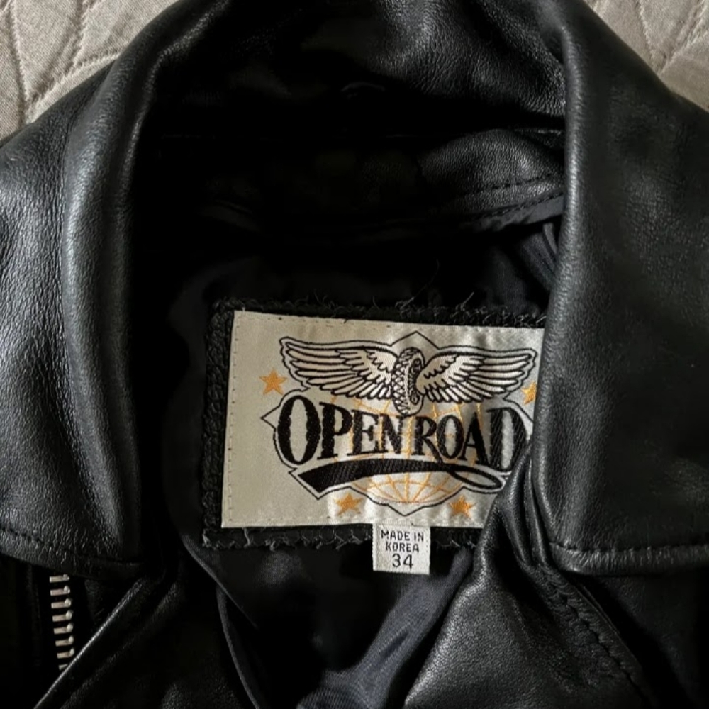 Mint condition vintage leather jacket - Picture 6 of 10
